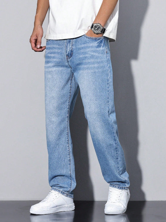 Men's Relaxed Fit Jeans for Everyday Autumn Wear