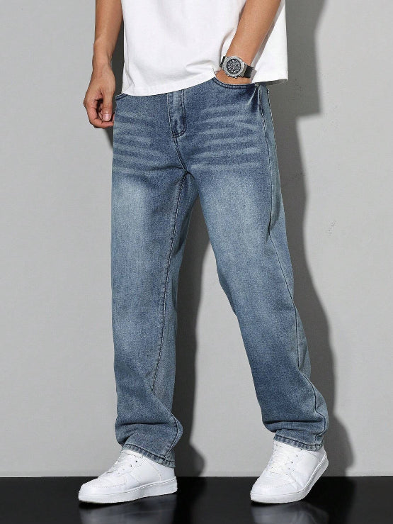 Men's Relaxed Fit Jeans for Everyday Autumn Wear