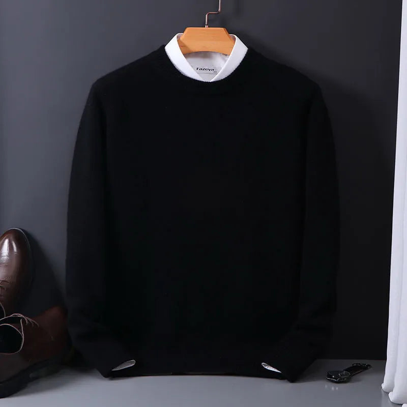 Men's classic crew neck knit sweater in black