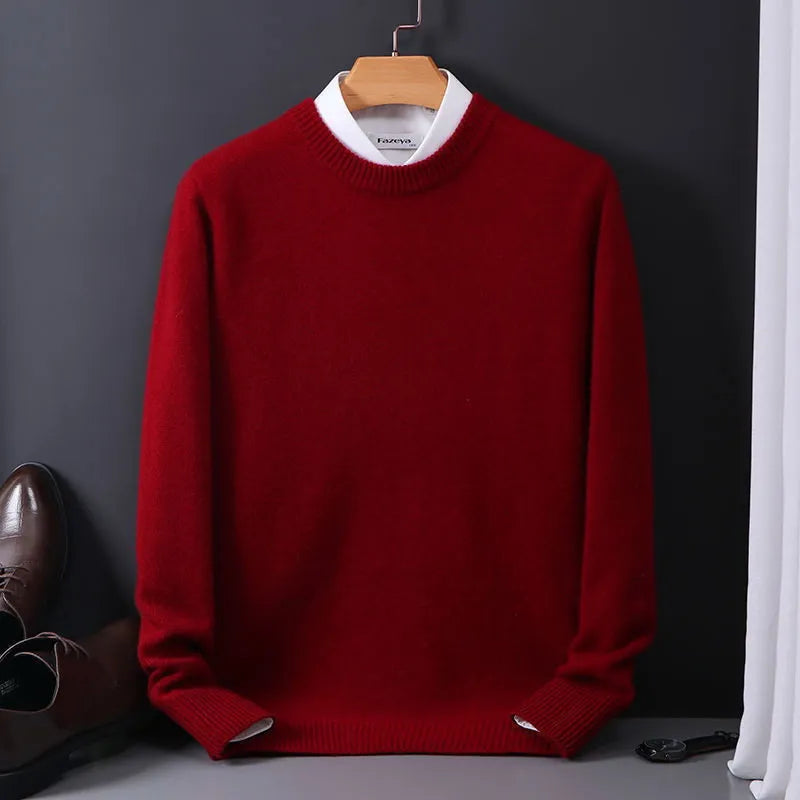 Men's classic crew neck knit sweater in red
