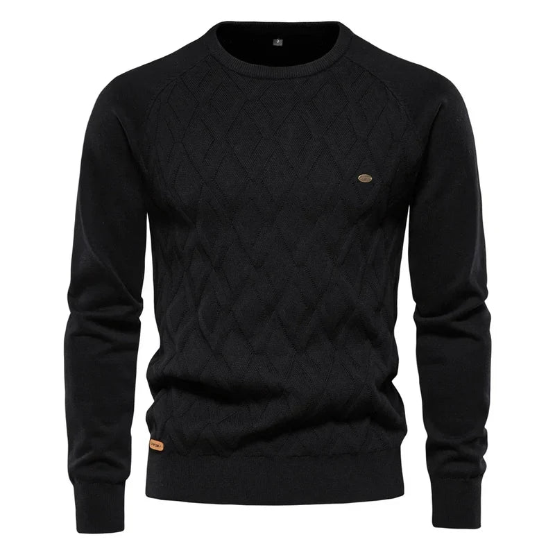Men's diamond textured knit sweater in black