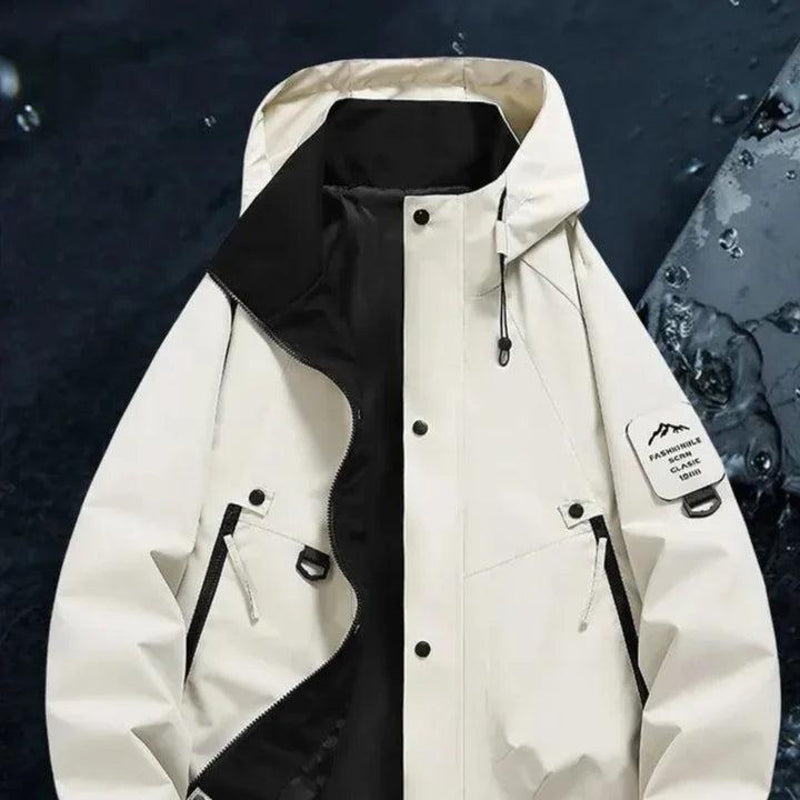 Men's hooded jacket with zip pockets in white