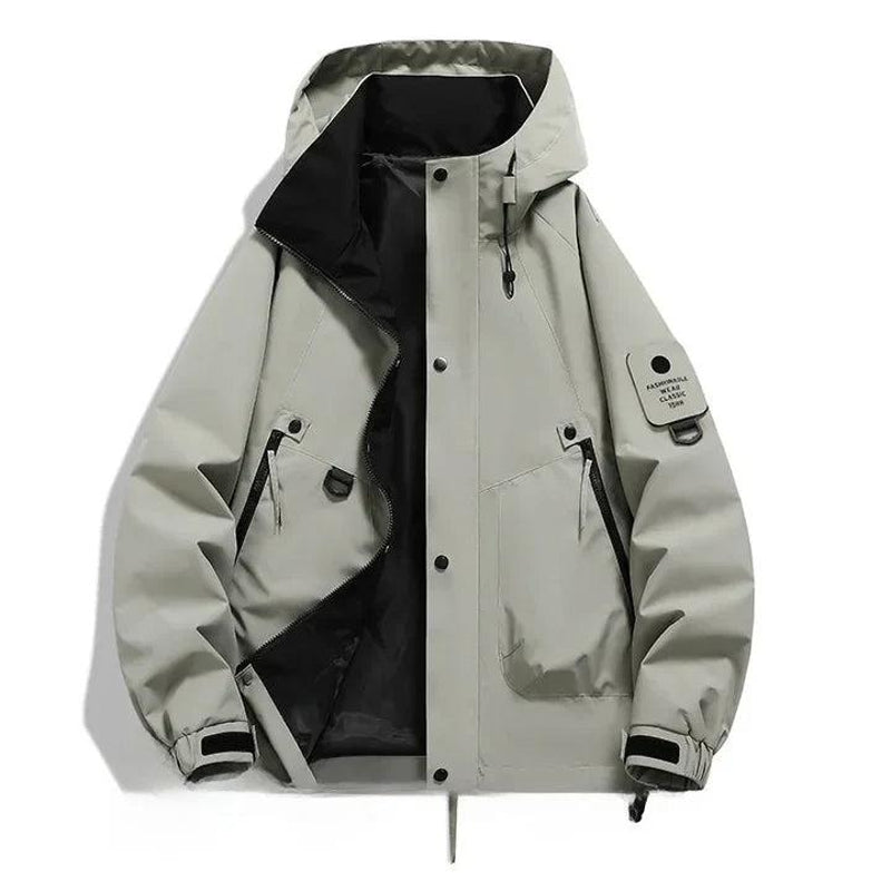 Men's hooded jacket with zip pockets in green