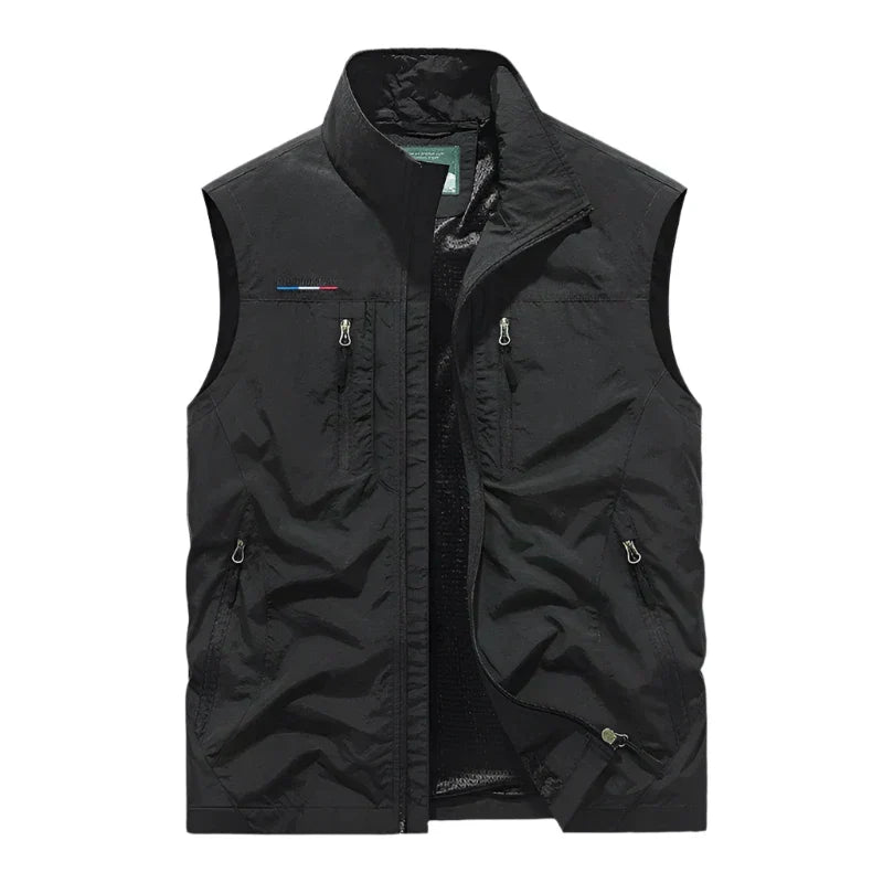 Men's outdoor zip vest in black