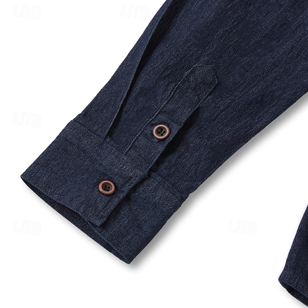 Close-up of the buttoned shirt cuff