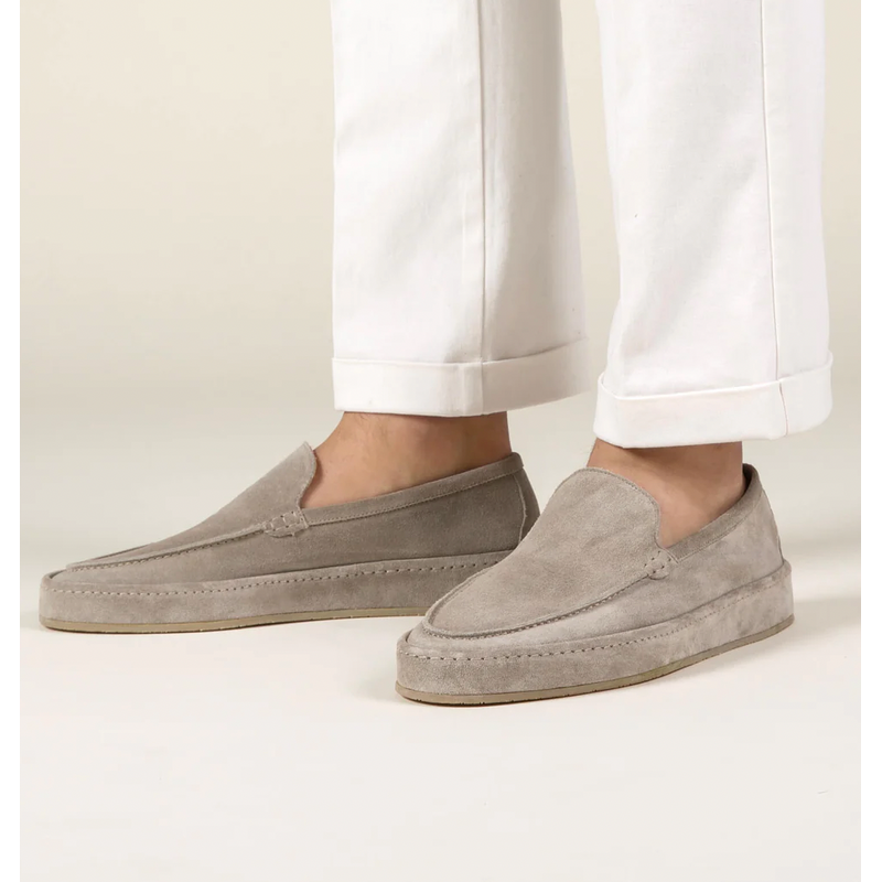 Men's Slip-On Loafers with Soft Sole for Everyday Wear