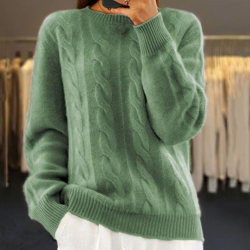 Women's cable knit crew neck sweater in green