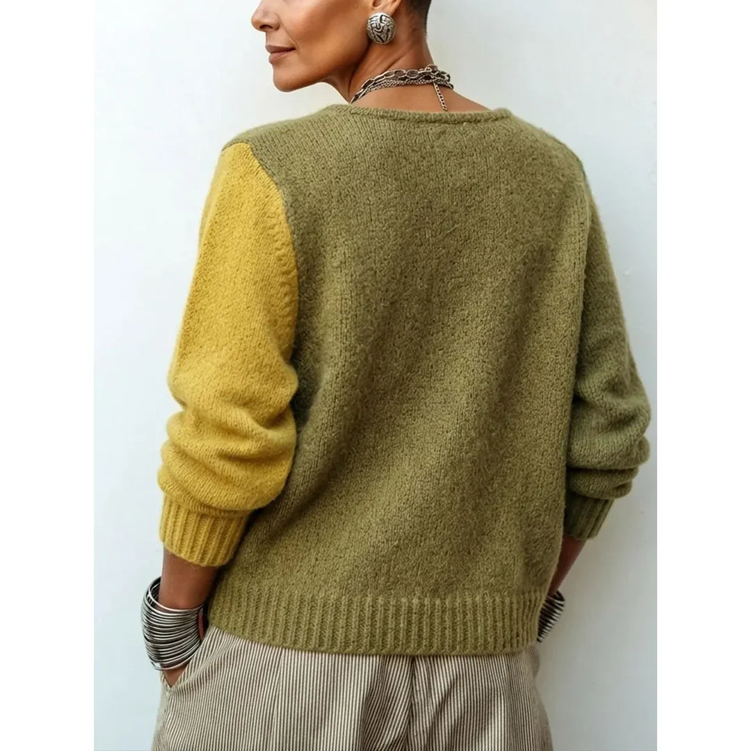 Women's colour block knit sweater – back view