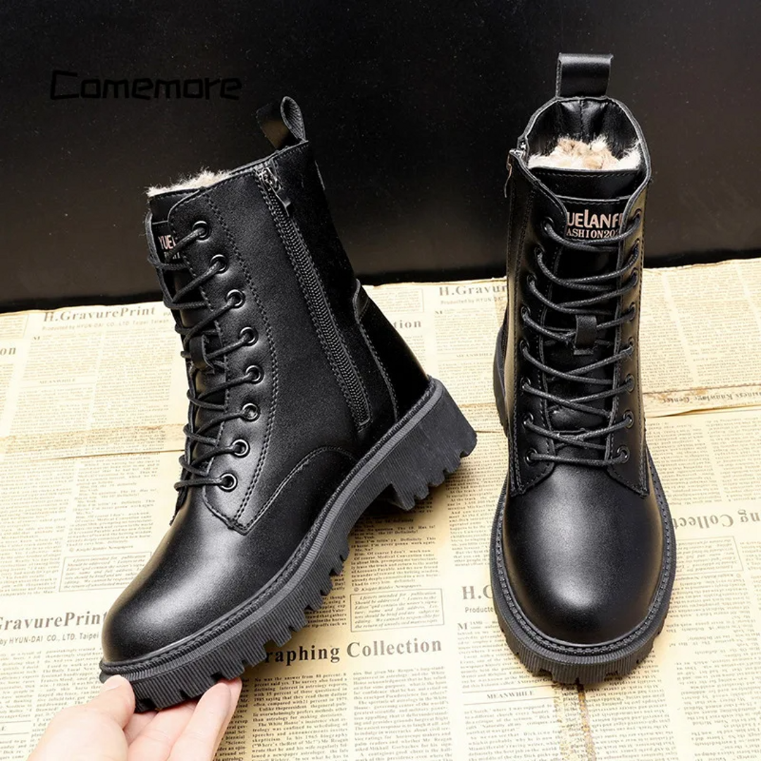 Black lace-up winter boots – front view