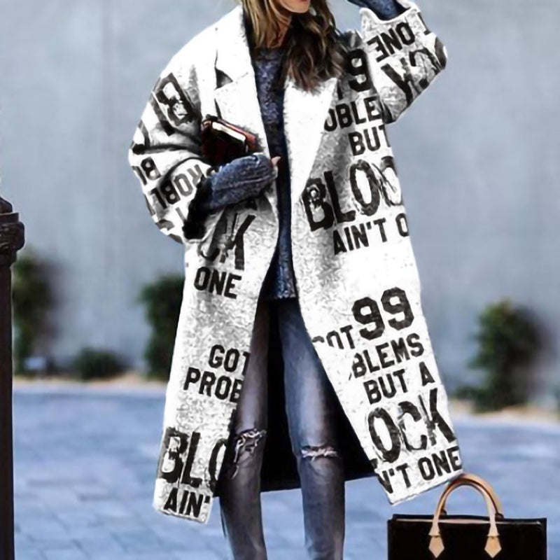 Women's fitted winter coat with notched lapels in white