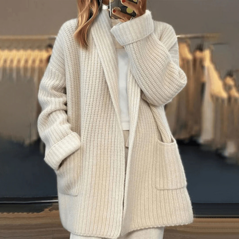Woman wearing the beige long cardigan – full length