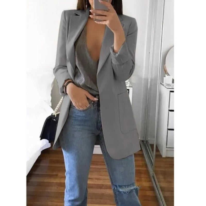 Women's longline blazer with notched lapels in grey