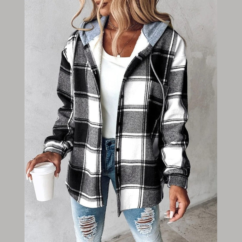 Women's plaid hooded jacket in black