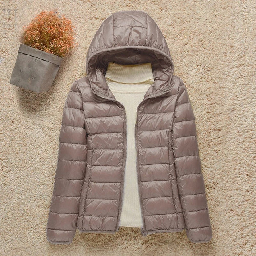 Women's Slim Quilted Puffer Jacket with Hood for Autumn Days