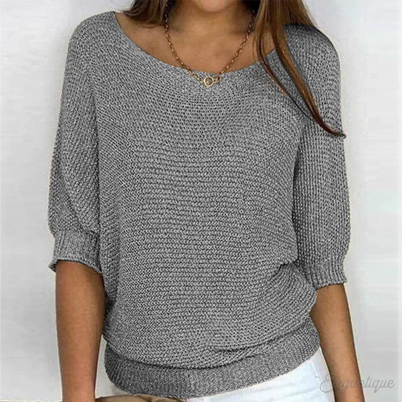 Women's textured knit sweater with round neck in grey